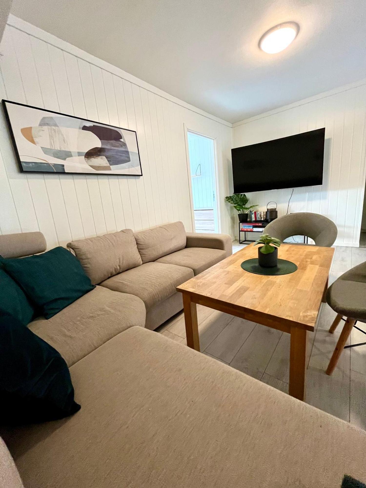 Apartment In The Heart Of Åndalsnes Exteriör bild