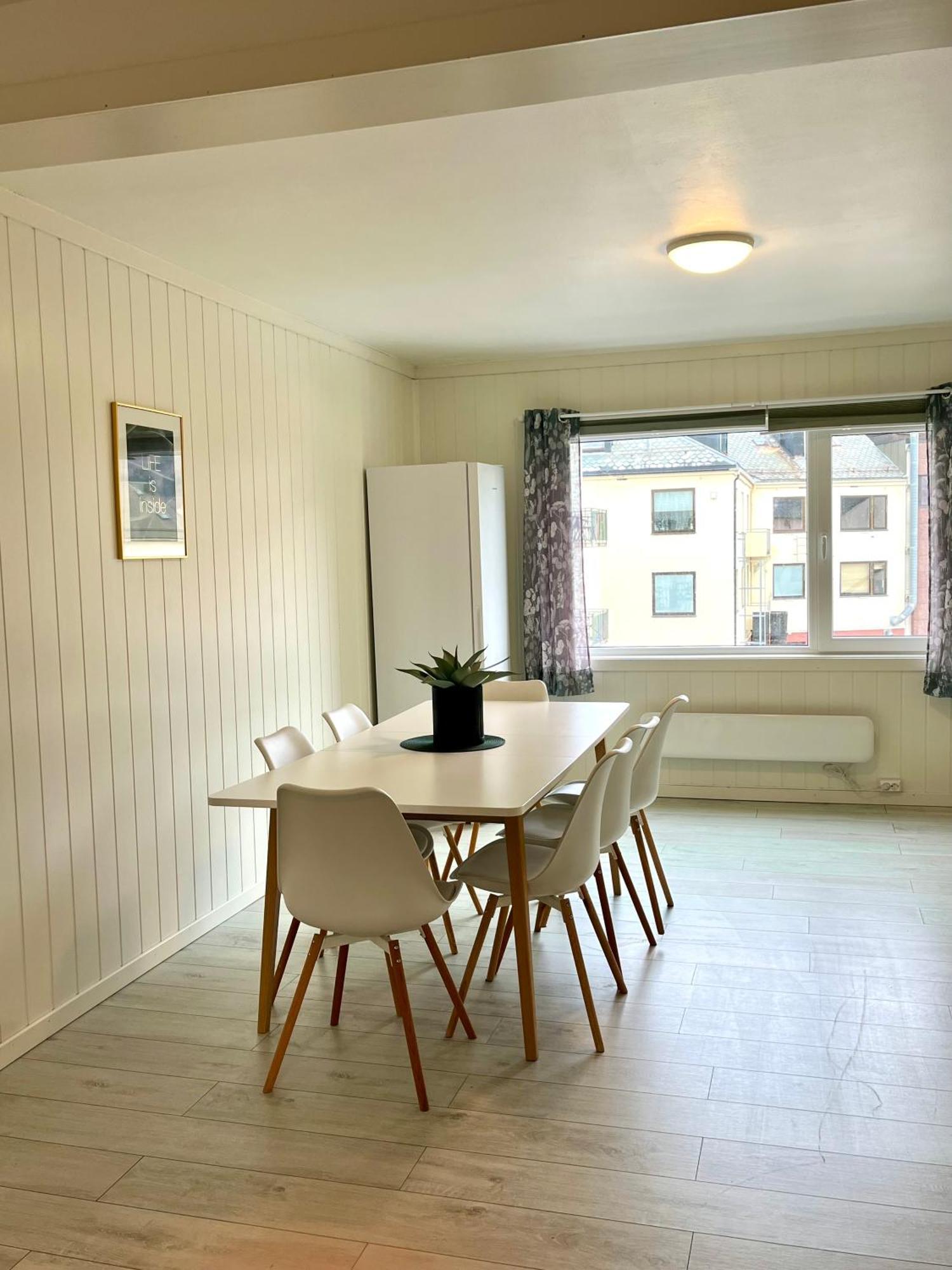 Apartment In The Heart Of Åndalsnes Exteriör bild